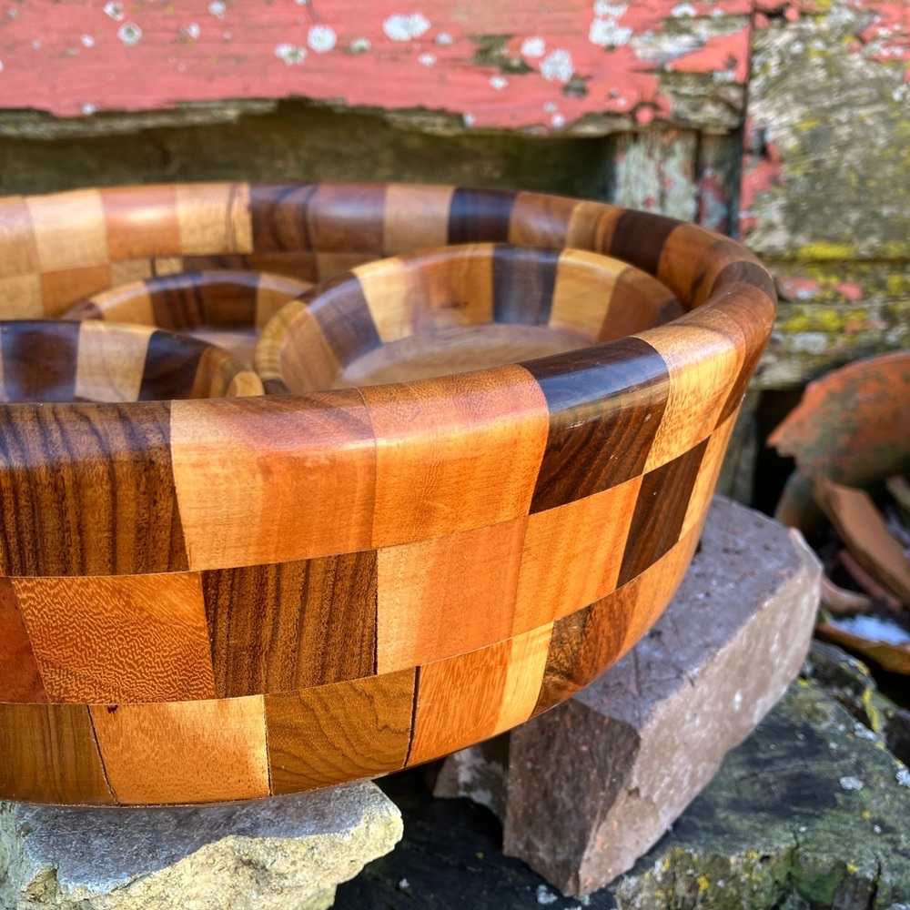 Vintage MCM Checkerboard Multicolor Wooden Serving Bowl Set 1960s Bohemian Salad - Picture 11 of 16